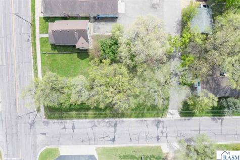 1614 3rd Avenue Mankato MN 56001