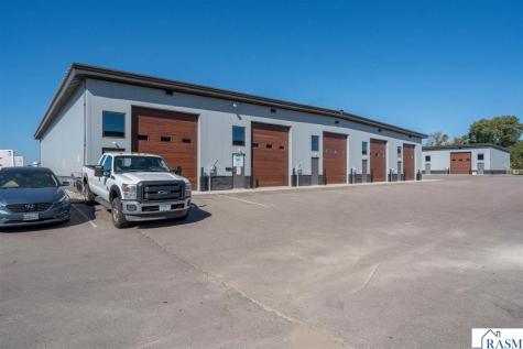 3021 F Evergreen Trail Mankato MN 56001