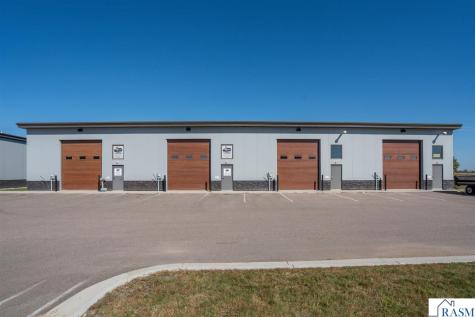 3021 F Evergreen Trail Mankato MN 56001