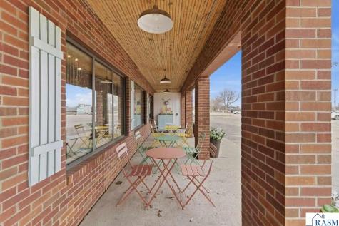 320 Sunrise Drive St. Peter MN 56082