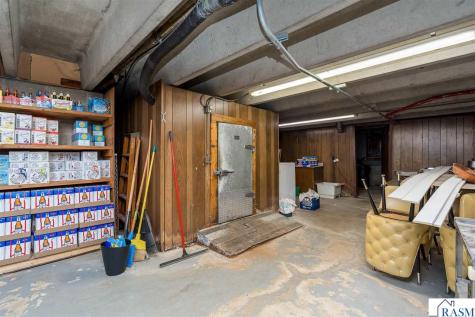 65 Main Street Easton MN 56025