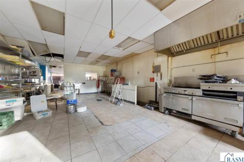 11 & 13 S Main Street Winnebago MN 56098
