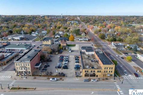 108 S Minnesota Avenue St. Peter MN 56082