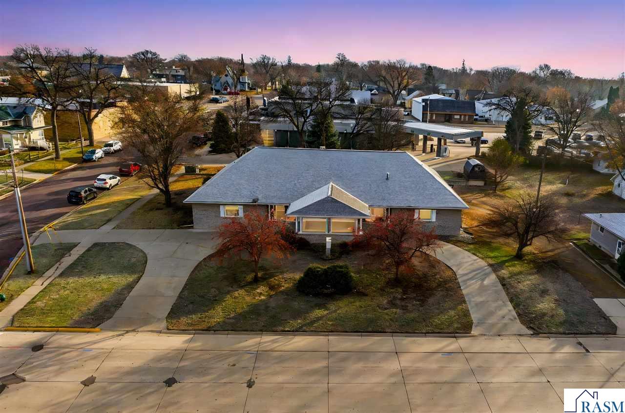 311 S Nicollet Street Blue Earth MN 56013