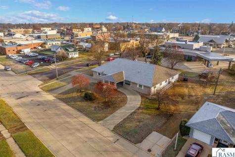 311 S Nicollet Street Blue Earth MN 56013
