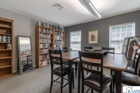 75 Teton Lane Mankato MN 56001