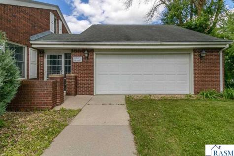 75 Teton Lane Mankato MN 56001