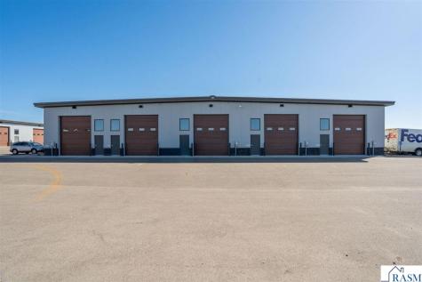 3021 D Evergreen Trail Mankato MN 56001