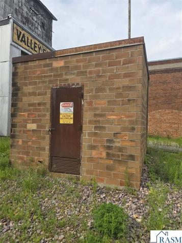 300 S Valley Street New Ulm MN 56073