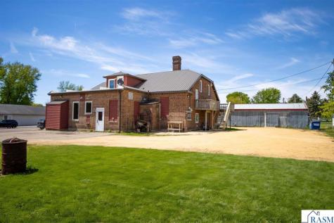 196 W Main Street Elysian MN 56028