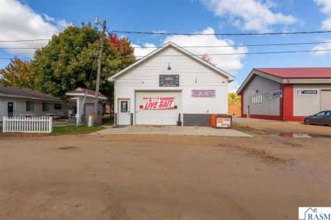 107 E Main Street Elysian MN 56028