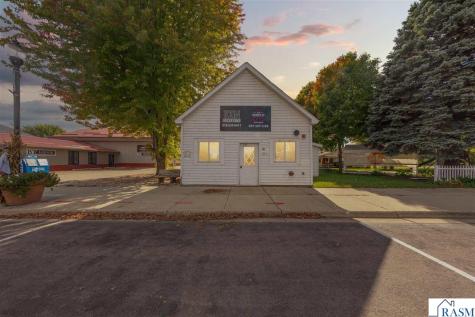 107 E Main Street Elysian MN 56028