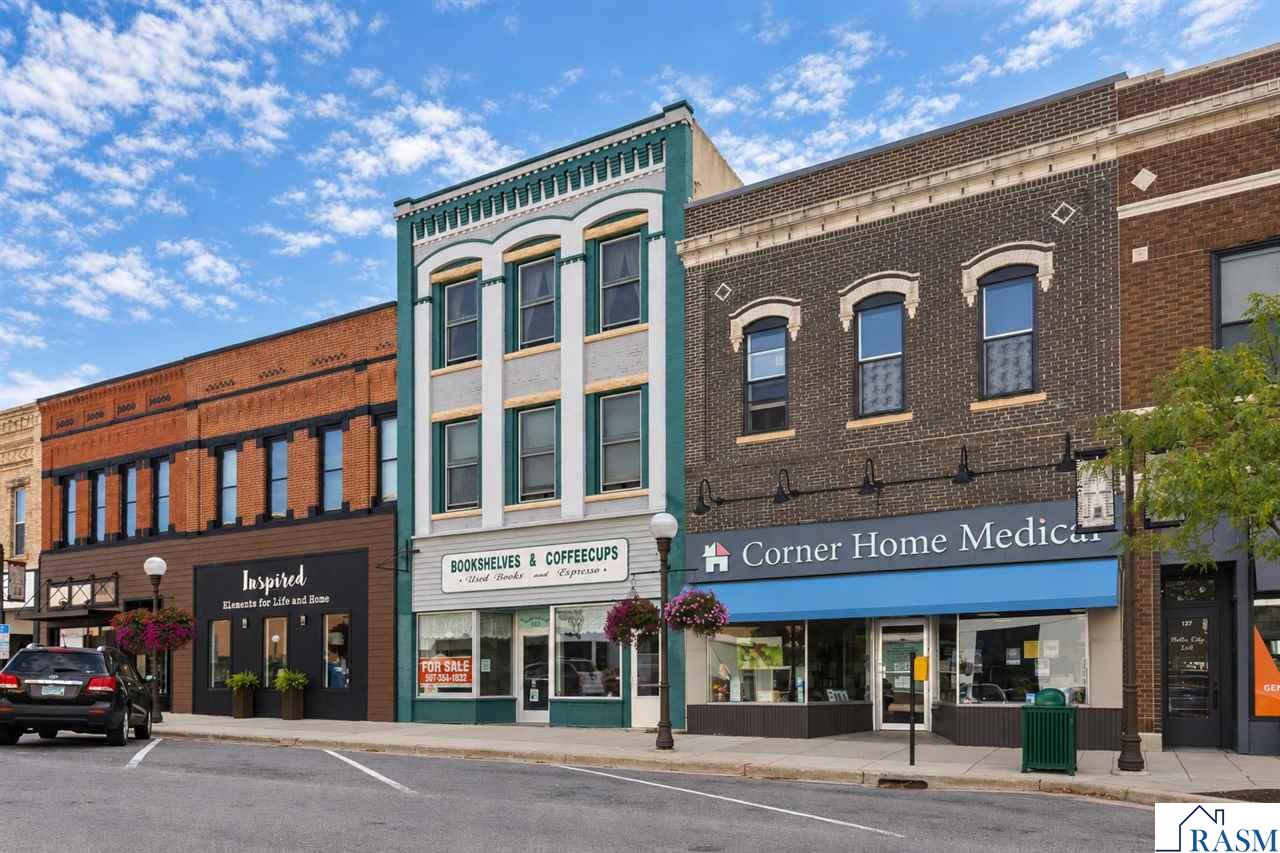123 N Minnesota Street New Ulm MN 56073-999