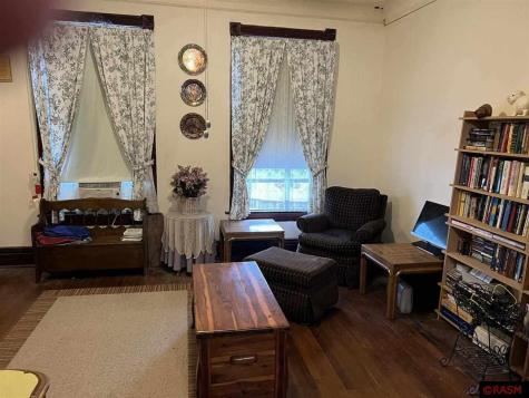 123 N Minnesota Street New Ulm MN 56073-999