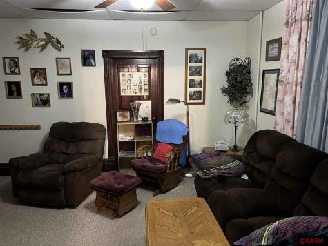123 N Minnesota Street New Ulm MN 56073-999