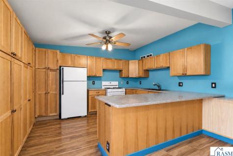 123 N Minnesota Street New Ulm MN 56073-999