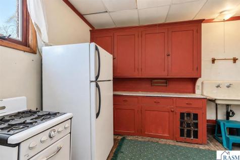 123 N Minnesota Street New Ulm MN 56073-999
