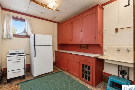 123 N Minnesota Street New Ulm MN 56073-999