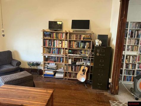 123 N Minnesota Street New Ulm MN 56073-999