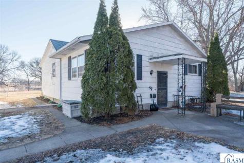 200 E North Street Janesville MN 56048