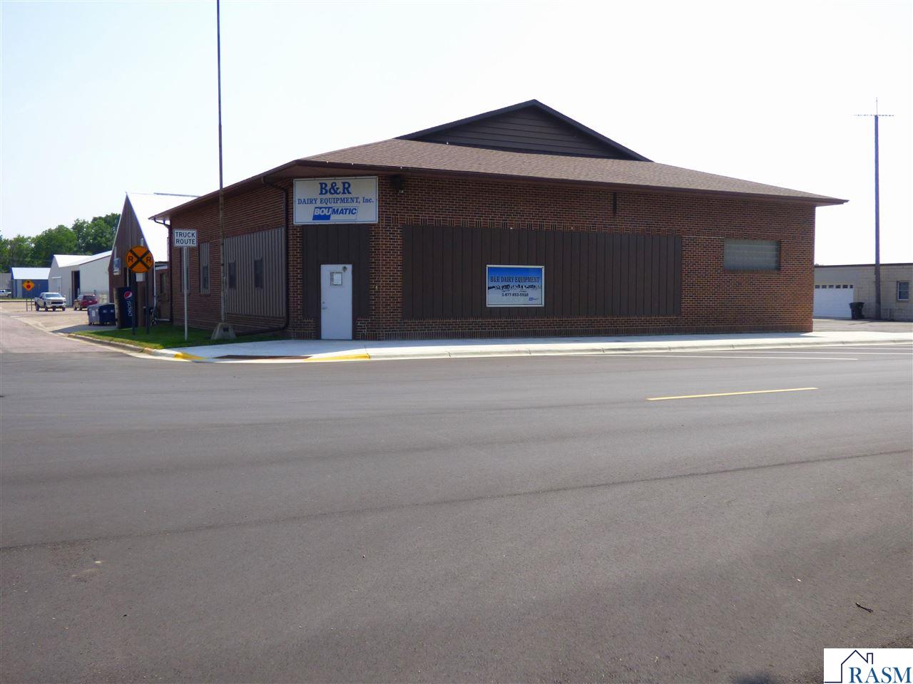 106 N Renville Street Winthrop MN 55396