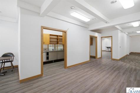 290 NE 1st Avenue Wells MN 56097
