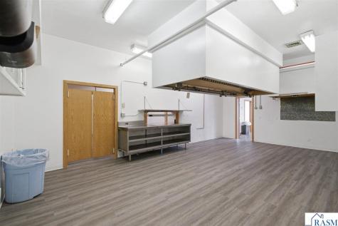 290 NE 1st Avenue Wells MN 56097