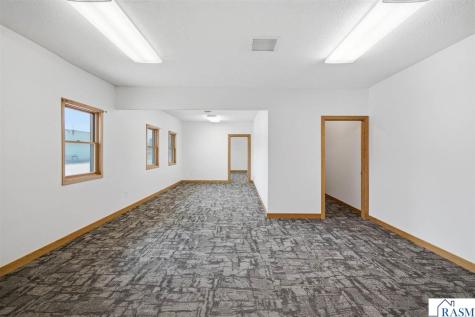 290 NE 1st Avenue Wells MN 56097