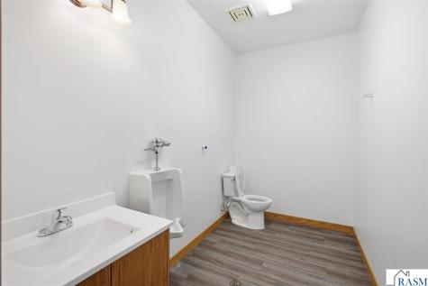 290 NE 1st Avenue Wells MN 56097