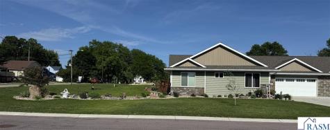 211 SW 3 Avenue Wells MN 56097-4302