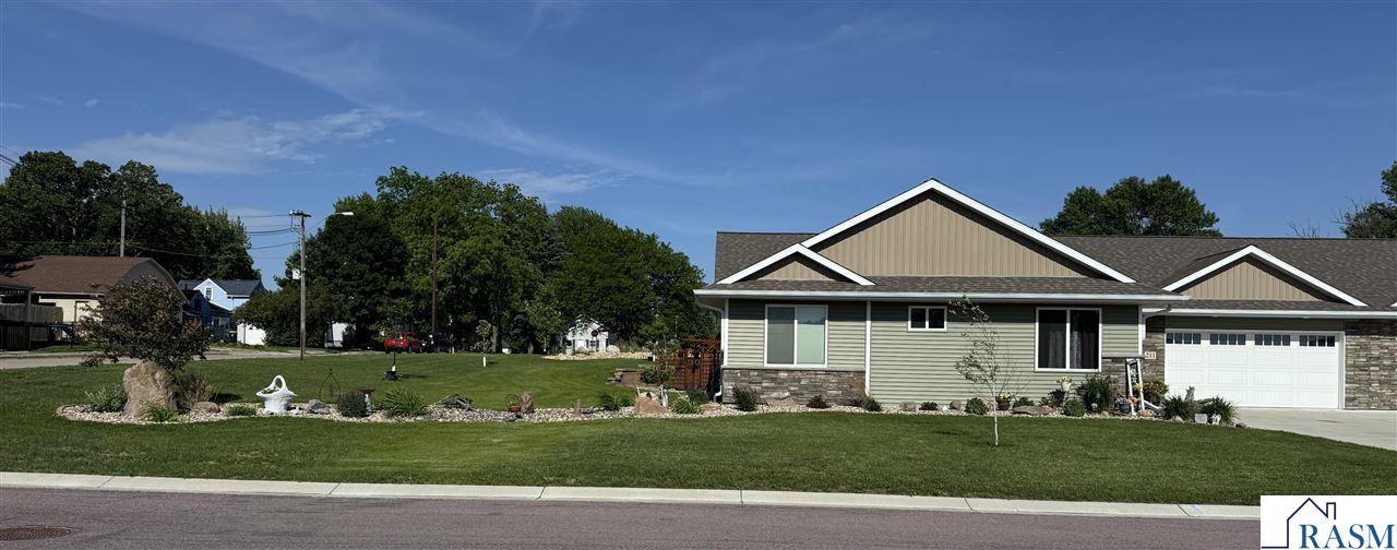 211 SW 3 Avenue Wells MN 56097-4302