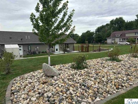 211 SW 3 Avenue Wells MN 56097-4302