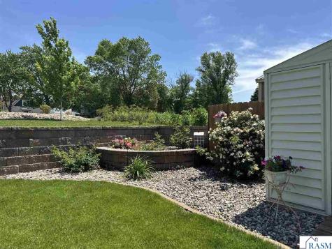 211 SW 3 Avenue Wells MN 56097-4302