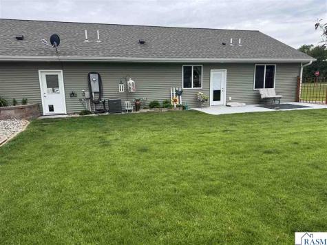 211 SW 3 Avenue Wells MN 56097-4302