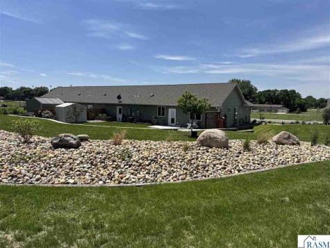211 SW 3 Avenue Wells MN 56097-4302