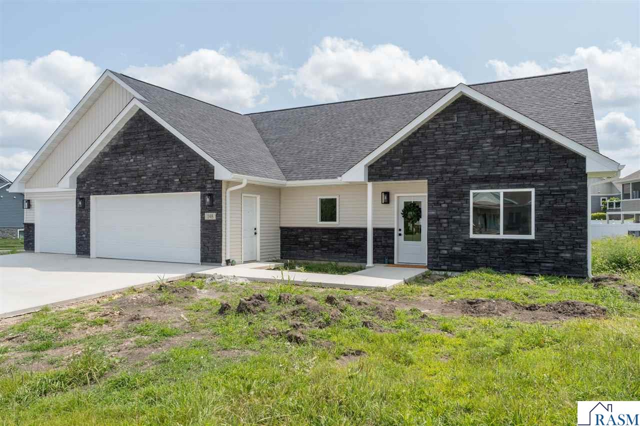 148 Hidden Oaks Circle Mankato MN 56001