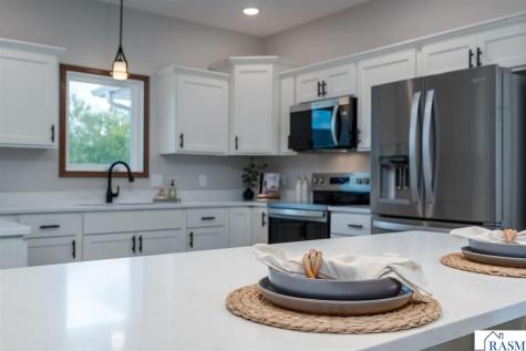 148 Hidden Oaks Circle Mankato MN 56001