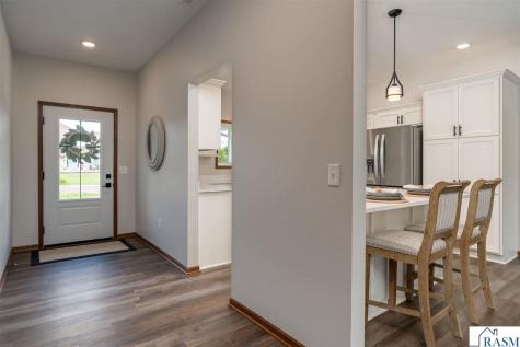 148 Hidden Oaks Circle Mankato MN 56001