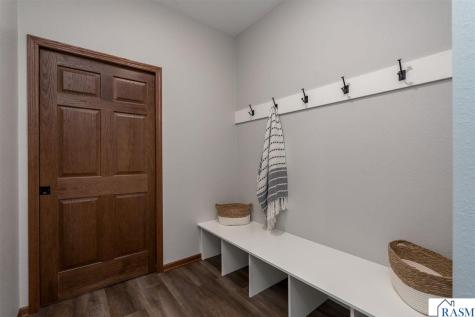 148 Hidden Oaks Circle Mankato MN 56001