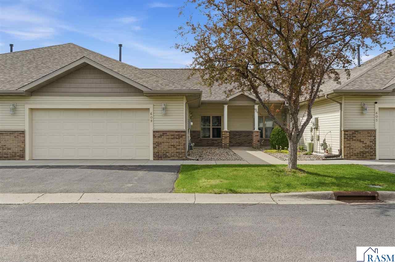 609 Dublin Court Mankato MN 56001