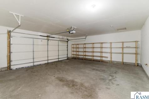 609 Dublin Court Mankato MN 56001