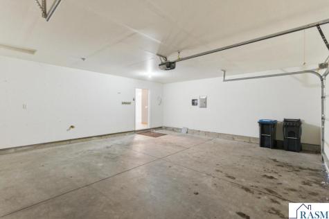 609 Dublin Court Mankato MN 56001