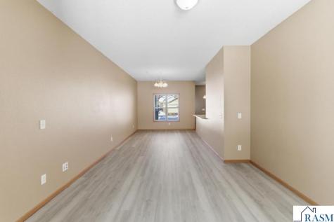 609 Dublin Court Mankato MN 56001