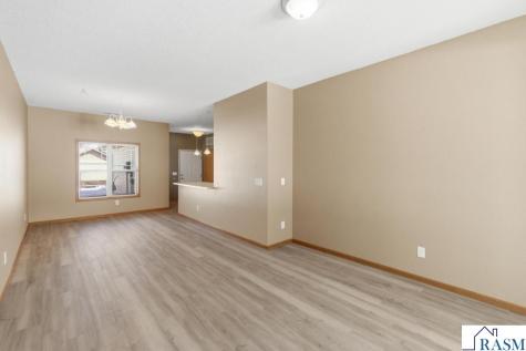 609 Dublin Court Mankato MN 56001