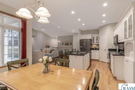 2142 Arlington Lane North Mankato MN 56003