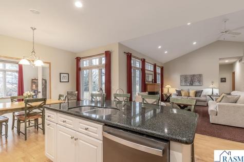 2142 Arlington Lane North Mankato MN 56003