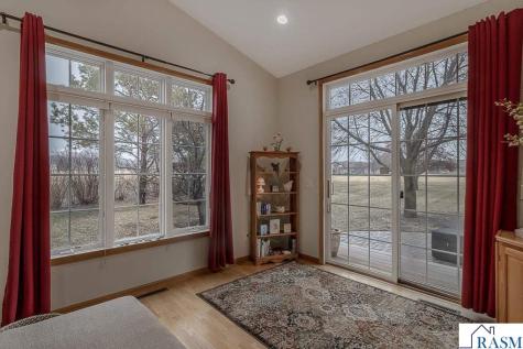 2142 Arlington Lane North Mankato MN 56003