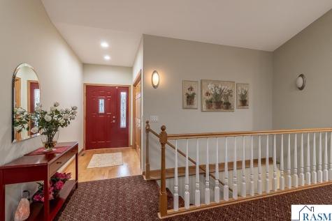 2142 Arlington Lane North Mankato MN 56003