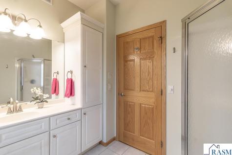 2142 Arlington Lane North Mankato MN 56003
