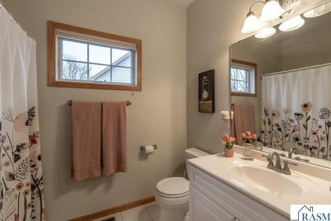 2142 Arlington Lane North Mankato MN 56003